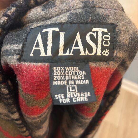 Vintage At Last & Co. Wool Vest Aztec Navajo Pattern Wood Toggle Buttons Large - Picture 4 of 7